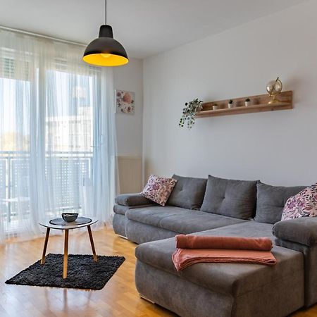 Brand New - Selfcheckins 24 - Zagreb - Garage - Loggia - New - Luxury 아파트 외부 사진
