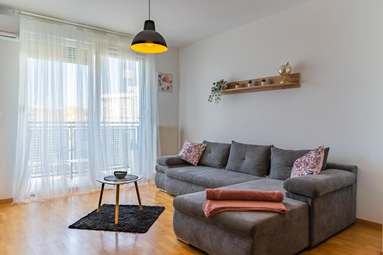 Brand New - Selfcheckins 24 - Zagreb - Garage - Loggia - New - Luxury 아파트 외부 사진