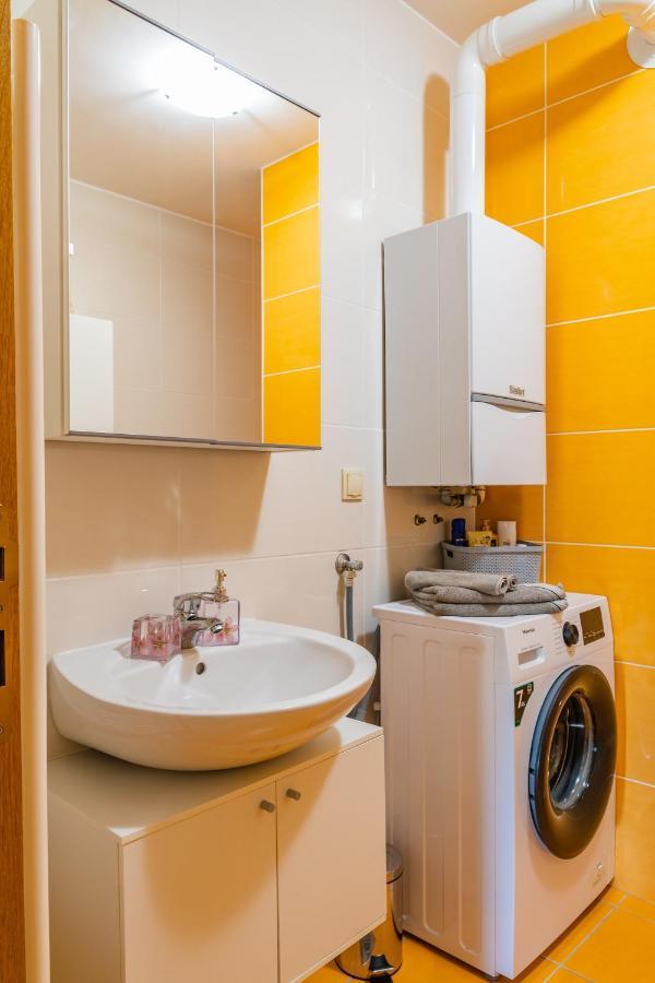 Brand New - Selfcheckins 24 - Zagreb - Garage - Loggia - New - Luxury 아파트 외부 사진